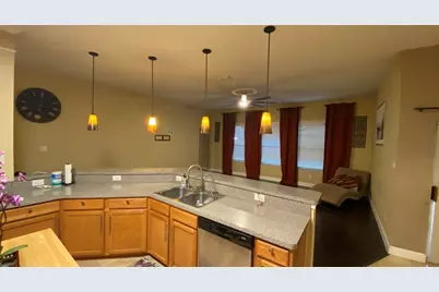 835 Roaring Springs Road, Grand Prairie, TX 75052 - Photo 5