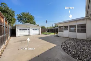 3727 Hawick Ln, Dallas, TX 75220 - Photo 19