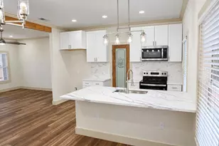 1417 Circle Park Blvd, Fort Worth, TX 76164 - Photo 9