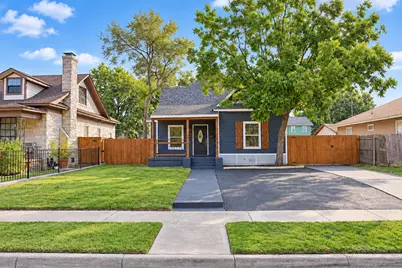 1417 Circle Park Boulevard, Fort Worth, TX 76164 - Photo 1