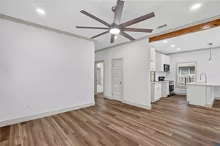 1417 Circle Park Blvd, Fort Worth, TX 76164 - Photo 5