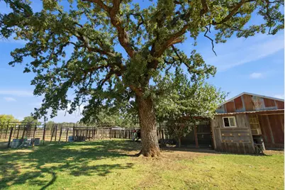 311 Dennis Road, Lipan, TX 76462 - Photo 29