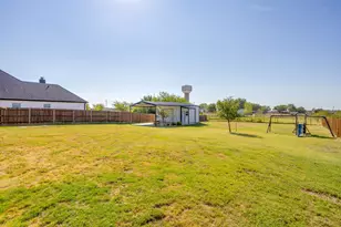 103 Tall Pine Dr, Godley, TX 76044 - Photo 33