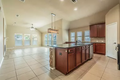 712 Cheryl Street, Crowley, TX 76036 - Photo 9