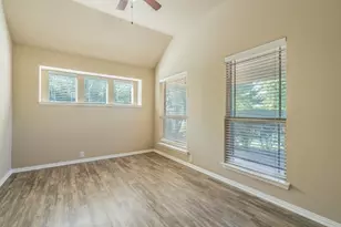712 Cheryl St, Crowley, TX 76036 - Photo 15