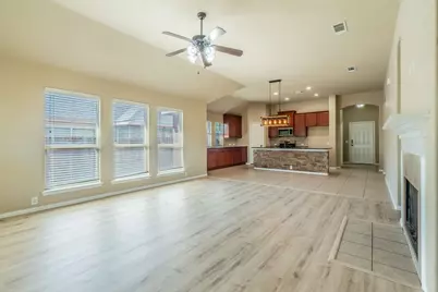 712 Cheryl Street, Crowley, TX 76036 - Photo 5
