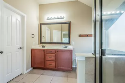 712 Cheryl Street, Crowley, TX 76036 - Photo 13