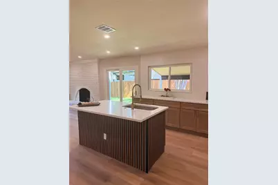 3225 Collins Boulevard, Garland, TX 75044 - Photo 7