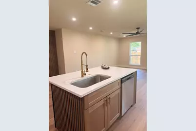 3225 Collins Boulevard, Garland, TX 75044 - Photo 9