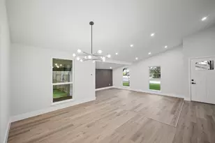 3225 Collins Blvd, Garland, TX 75044 - Photo 9