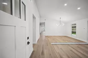 3225 Collins Blvd, Garland, TX 75044 - Photo 5