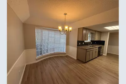 5912 Pleasant Hill Drive, Arlington, TX 76016 - Photo 7