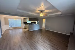 5912 Pleasant Hill Dr, Arlington, TX 76016 - Photo 5