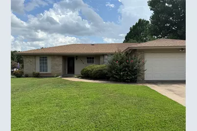5912 Pleasant Hill Drive, Arlington, TX 76016 - Photo 1