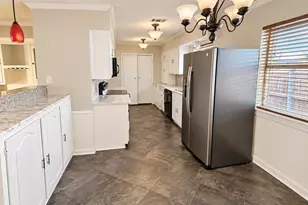 17922 Hillcrest Rd, Dallas, TX 75252 - Photo 5