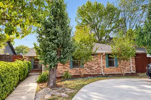 17922 Hillcrest Rd, Dallas, TX 75252 - Photo 1