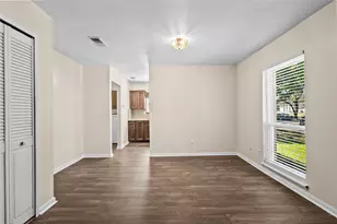 3505 S Columbine Ln, Grand Prairie, TX 75052 - Photo 7