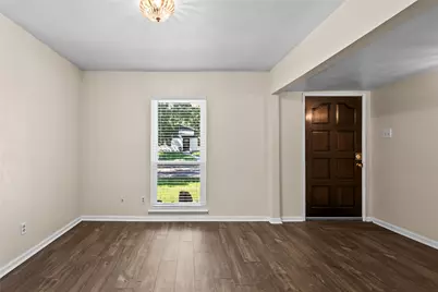 3505 S Columbine Lane, Grand Prairie, TX 75052 - Photo 9
