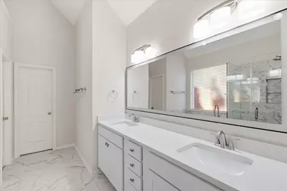 801 Coralberry Drive, McKinney, TX 75072 - Photo 17