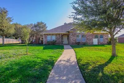 704 Saratoga Drive, Robinson, TX 76706 - Photo 1