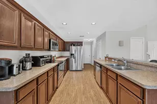 765 River Hill Ln, Fort Worth, TX 76114 - Photo 9
