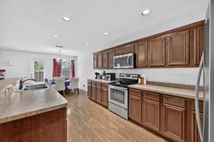 765 River Hill Ln, Fort Worth, TX 76114 - Photo 13