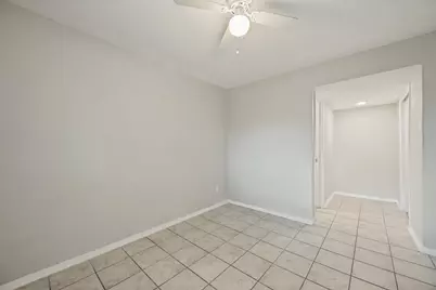 1001 W Elm Street #204, Denison, TX 75020 - Photo 7