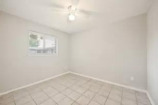1001 W Elm St, Denison, TX 75020 - Photo 9