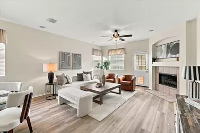 2901 Drake Court, McKinney, TX 75072 - Photo 5