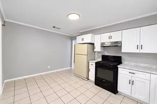 1613 N College St, McKinney, TX 75069 - Photo 9