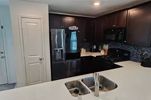 7521 Larson Ln, McKinney, TX 75071 - Photo 5