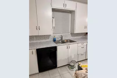 106 N Mill Street, Bowie, TX 76230 - Photo 5