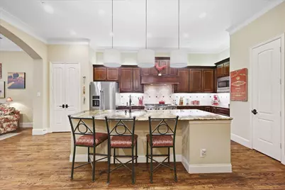 2809 Creekway Drive, Carrollton, TX 75010 - Photo 9