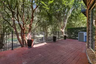 2809 Creekway Dr, Carrollton, TX 75010 - Photo 29