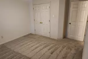 326 N Scullin Ave, Denison, TX 75020 - Photo 17