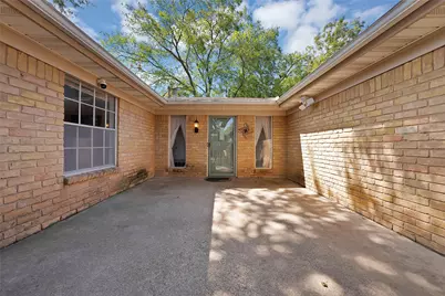 2004 Stefani Court, Arlington, TX 76013 - Photo 3