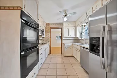 2004 Stefani Court, Arlington, TX 76013 - Photo 11
