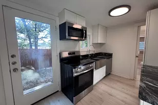 331 Frosty Holw Rd, Denison, TX 75021 - Photo 9