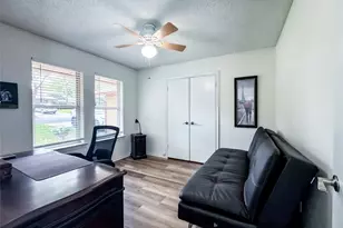 4805 Bonneville Dr, Arlington, TX 76016 - Photo 35