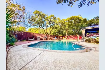 4805 Bonneville Drive, Arlington, TX 76016 - Photo 37