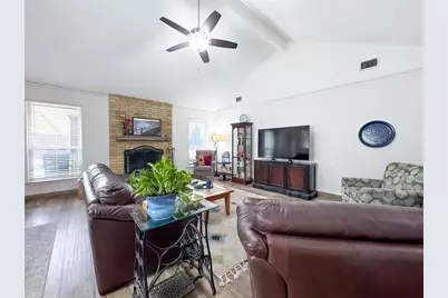 4805 Bonneville Drive, Arlington, TX 76016 - Photo 19