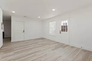 2212 Piedmont St, Irving, TX 75061 - Photo 7