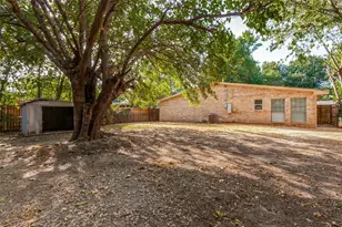 2212 Piedmont St, Irving, TX 75061 - Photo 23
