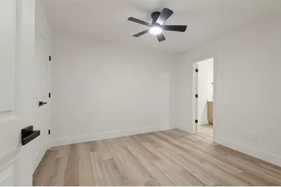 2212 Piedmont Street, Irving, TX 75061 - Photo 11
