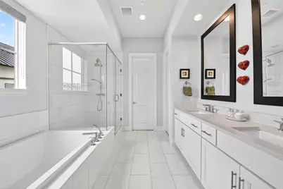 610 Dalton Lane, Irving, TX 75039 - Photo 15