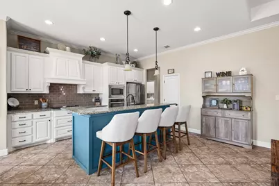 2825 Willow Ridge Circle, Granbury, TX 76049 - Photo 9