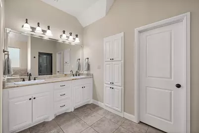 2825 Willow Ridge Circle, Granbury, TX 76049 - Photo 23