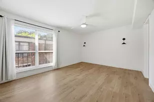 6060 Birchbrook Dr, Dallas, TX 75206 - Photo 11