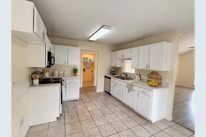 8109 E Summer Trail Drive, Fort Worth, TX 76137 - Photo 5