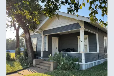 204 W Westhill Drive, Cleburne, TX 76033 - Photo 1